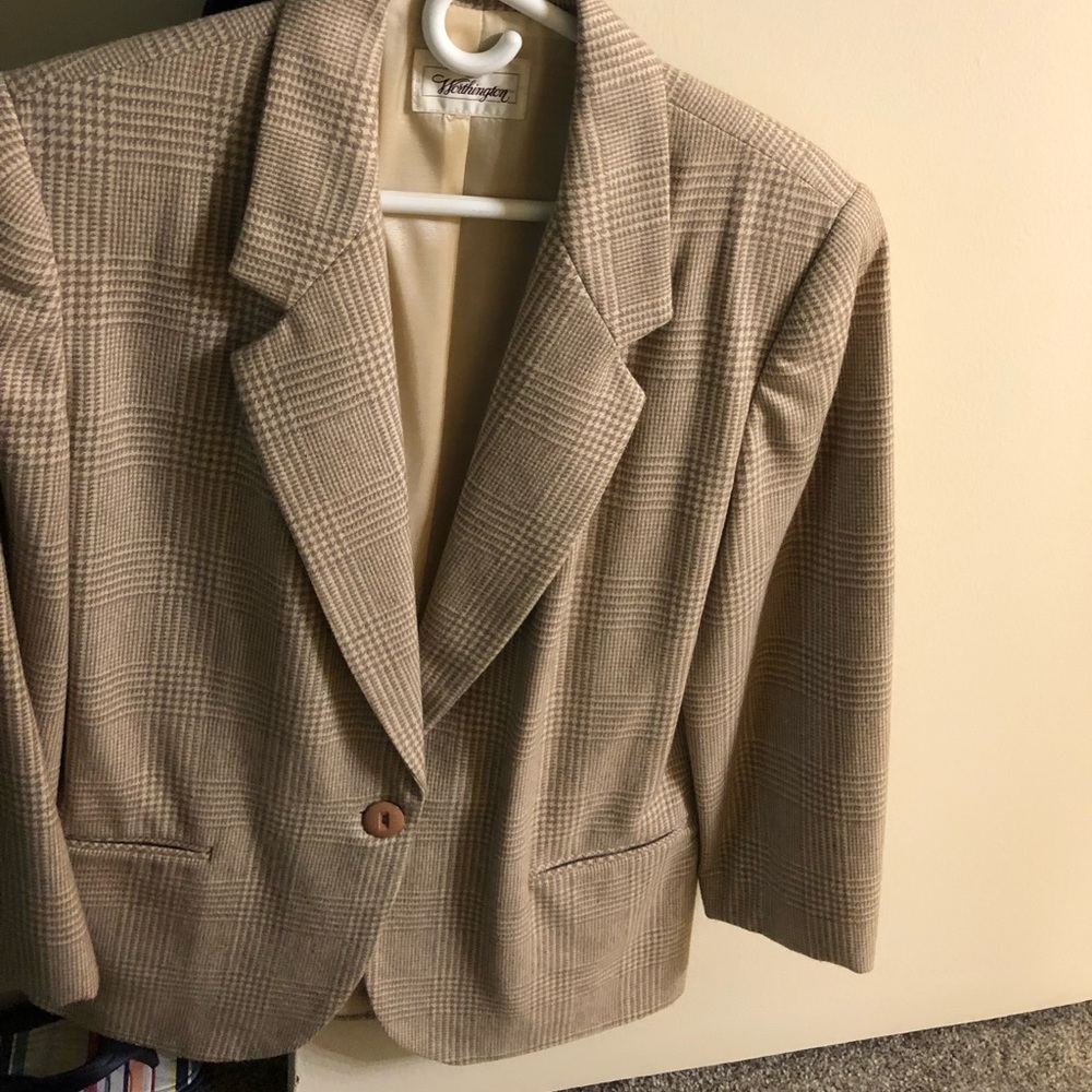 Gorgeous work blazer never worn brand new